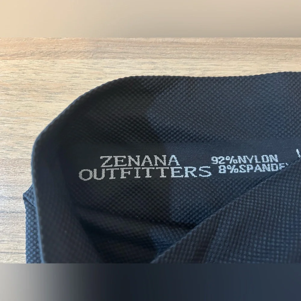 Zenana Outfitters Leggings. Size Large/X Large.  Black - Picture 7 of 9
